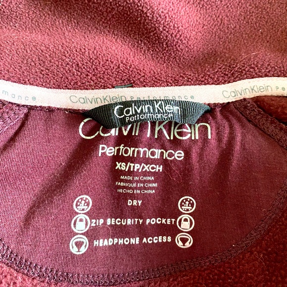 Calvin Klein Performance burgundy warm fleece full zip sweater w/ high collar - Picture 6 of 9